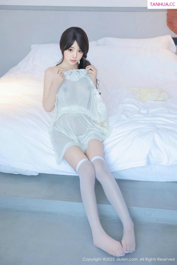   [XiuRen]高清写真图 2025.02.07 No.9851 桃妖夭 丝袜美腿第36张图片